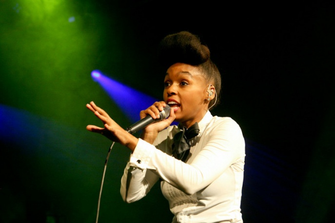 Janelle Monae coveruje Bowiego (audio)