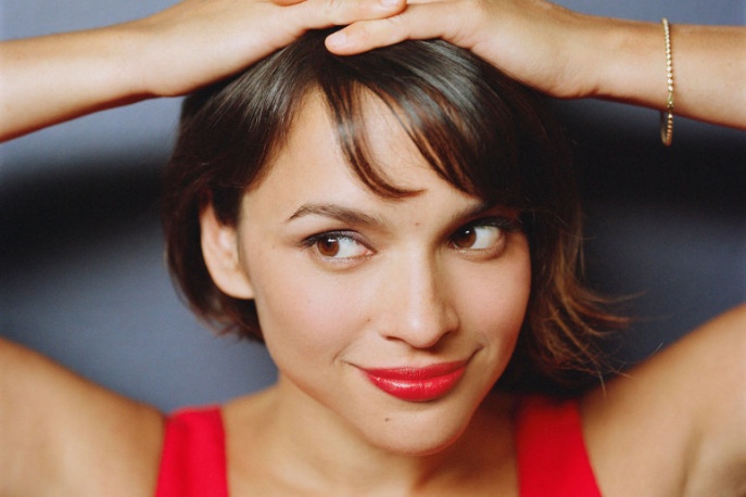 OLiS: dobry debiut Mesa, Norah Jones wraca z otchłani