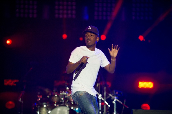 Kendrick Lamar przerabia „California Love” 2Paca (wideo)