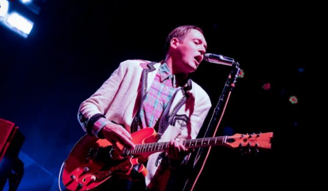 Spider-Man w nowym klipie Arcade Fire