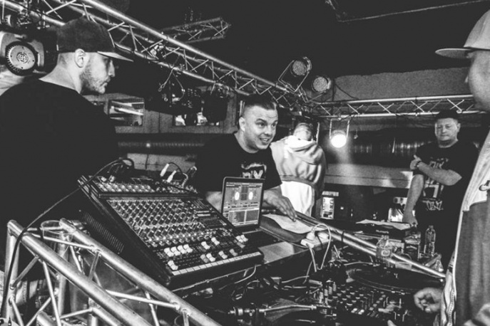 Dixon37 zapraszają na koncert premierowy