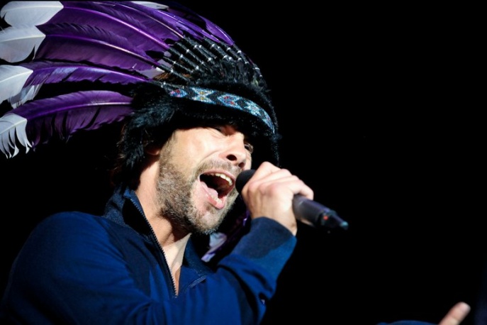 Szykujcie pióropusze. Jamiroquai w Polsce
