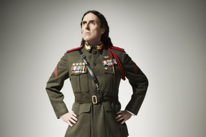 „Weird Al” Yankovic znów szaleje. Tym razem parodiuje Lorde i Iggy Azaleę (wideo)