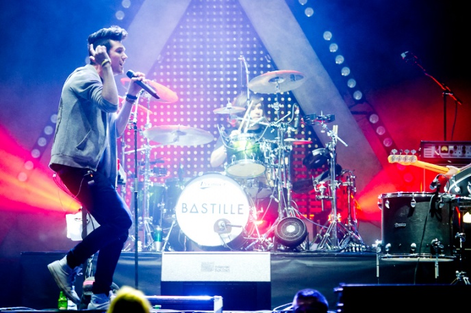 „Bad News” – nowe wideo Bastille