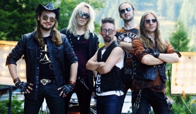 Trzynasta W Samo Południe zapowiada płytę