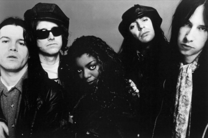 Robert Young, były gitarzysta Primal Scream, nie żyje