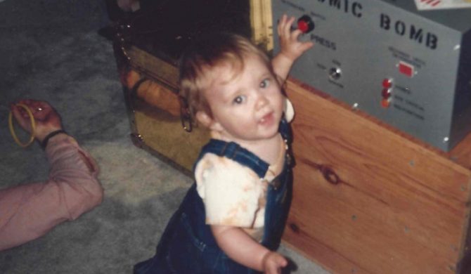 LJ Karwel i „Z dupy” przygotowali promomix płyty „Niepotrzebne skreślić” (wideo)