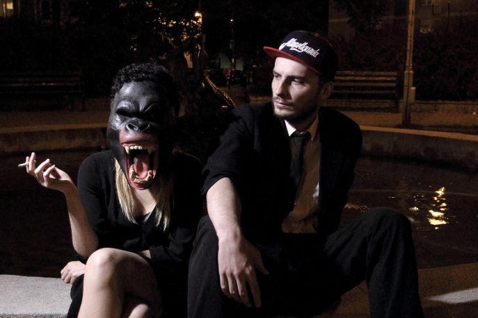 „Małpie miasto” – LJ Karwel z nowym klipem