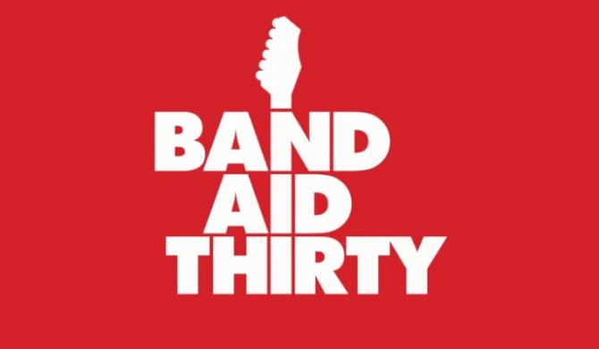 Chris Martin, Ed Sheeran, Bono i One Direction w nowej wersji „Do They Know It`s Christmas?” (wideo)