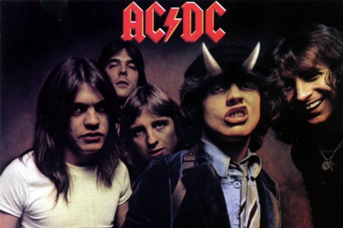 AC/DC dalej odwołuje