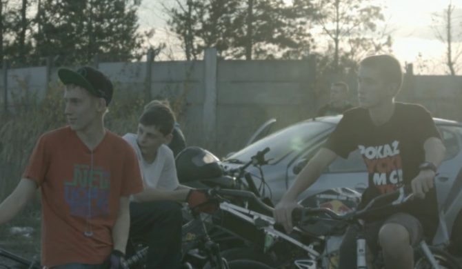 Fisz Emade Tworzywo – „Ślady” ft. Justyna Święs