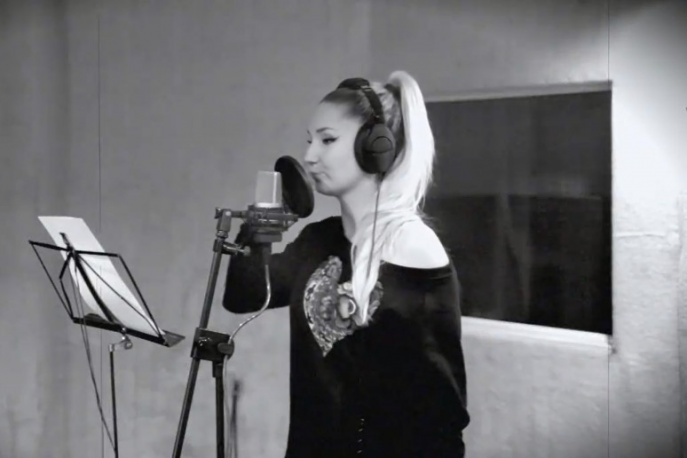 Cleo śpiewa „Valerie” (wideo)