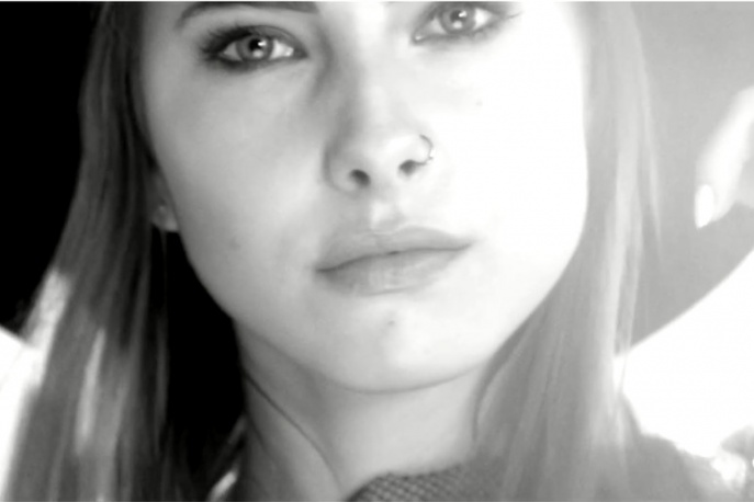 Małe Miasta – „Ciepło/zimno” ft. Klaudia Szafrańska (wideo)