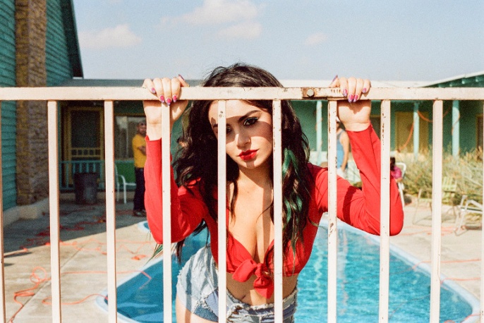 Nowy album Charli XCX już dostępny w Polsce