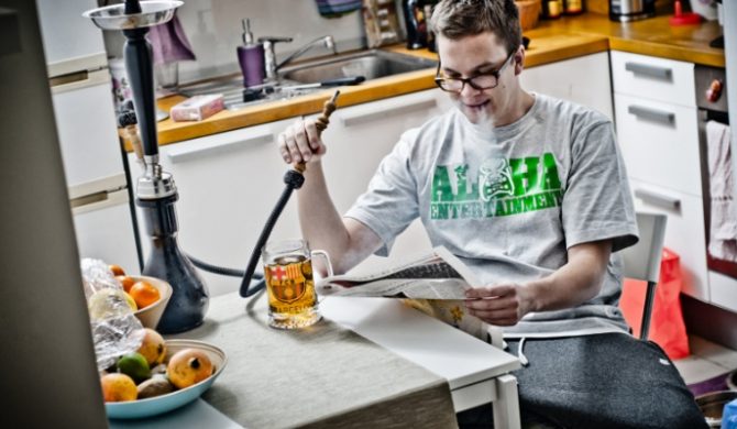 Muflon do Laika: „Nie chodzi o prztyczek w nos, ale po prostu się mylisz”. Laik odpowiedział: „Mylę się tylko wtedy, kiedy zabierzemy rap na uniwersytet”