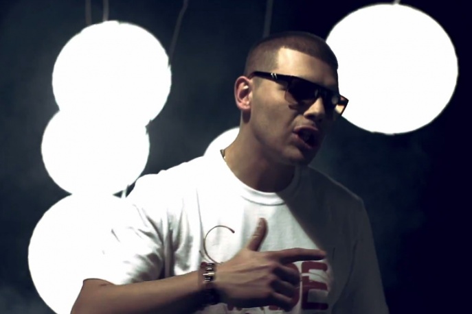 „Made in Serce” – Zeus w nowym klipie Tau