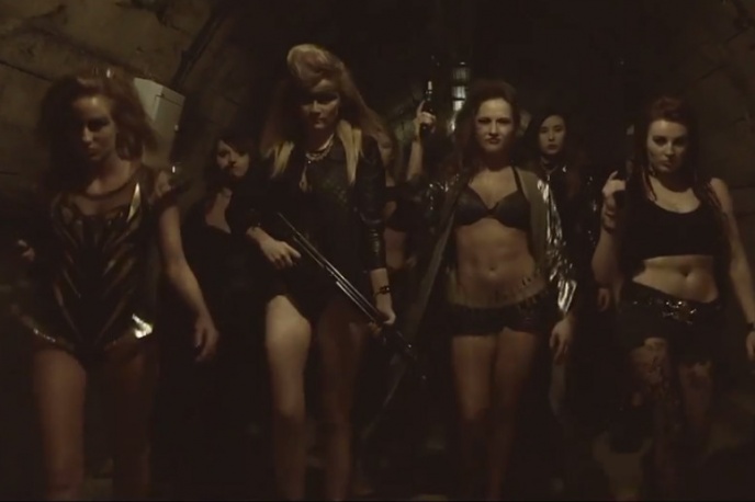 „Zamach na klub” – nowy teledysk Trzeciego Wymiaru