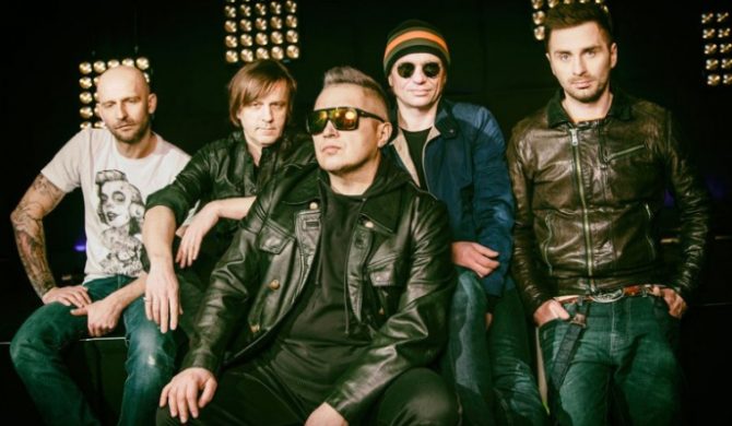 Warsaw Bombs i Rita Pax dołączają do składu Behind The Trees