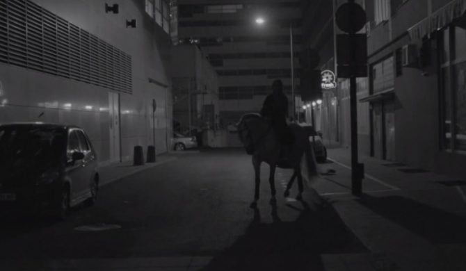 Smolik / Kev Fox – „Run” – nowy klip