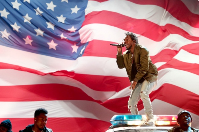 Kendrick Lamar skrytykowany za „antypolicyjny” występ podczas BET Awards