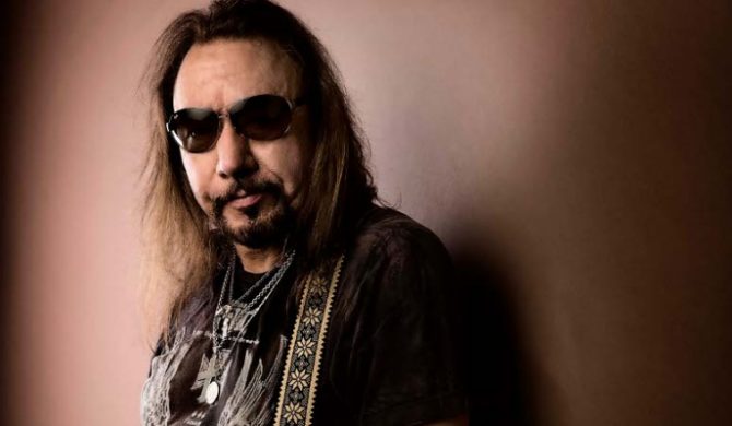 Ace Frehley nagrał ze Slashem