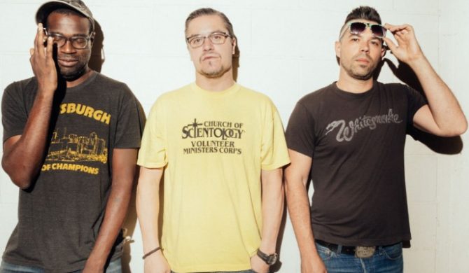 Mike Patton z Faith No More nagrywa z wokalistą TV On The Radio i amerykańskim raperem. Singiel już w sieci