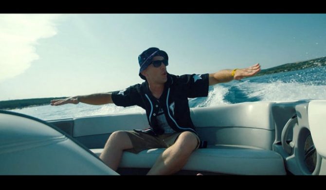 Kajman – „Jak młody Bóg” (wideo)