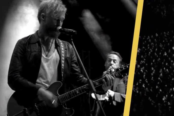 Voo Voo i Organek w teledysku do piosenki „Palec na cynglu”