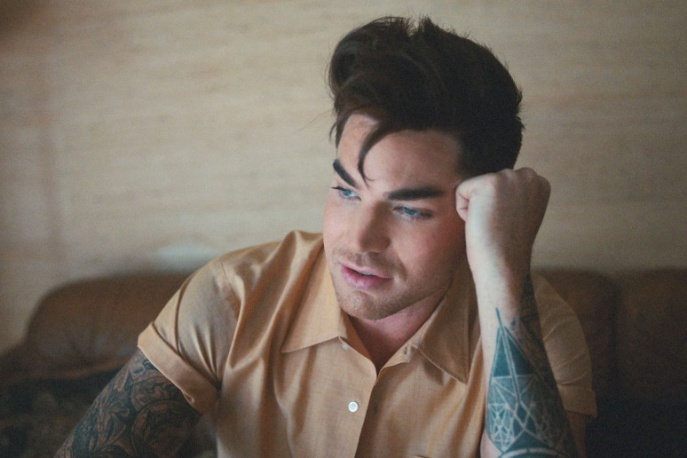 Adam Lambert zaprezentował nowy klip