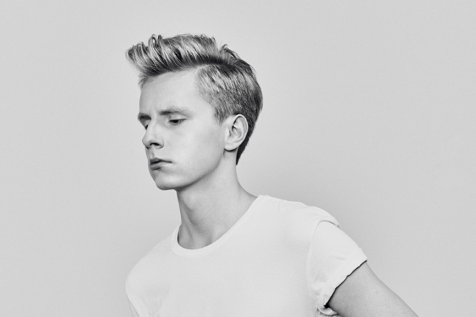 „Podobny” – pierwszy singiel zapowiadający debiutancką płytę Piotra Zioły