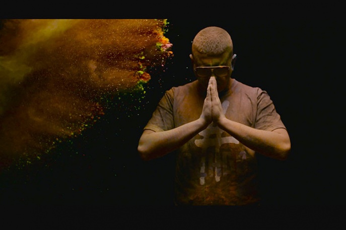 Białas zaprezentował nowy teledysk