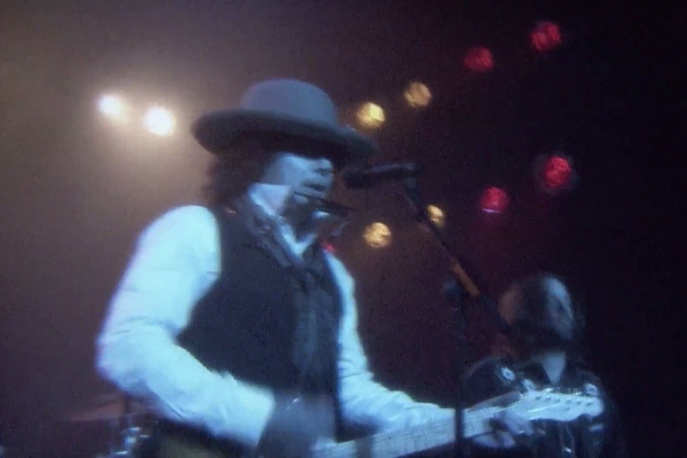 Jimmy Fallon wykonał „Hotline Bling” Drake`a parodiując… Boba Dylana