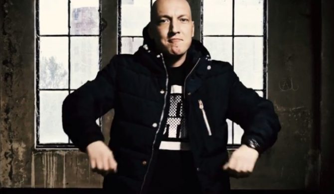 Białas, Solar, RDI i Bartas w nowym klipie Węża PMM