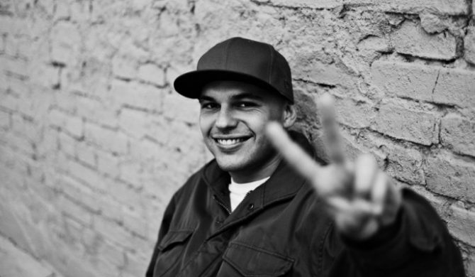 Tau tłumaczy, dlaczego występuje w czasie Wielkiego postu