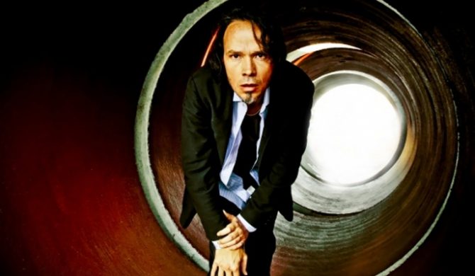 Hugo Race – człowiek od Nicka Cave`e w CDQ