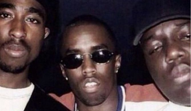 Były policjant z Los Angeles oskarża Puffa Daddy`ego o zlecenie zabójstwa Tupaca i Suge Knighta