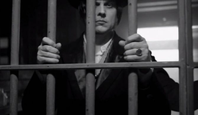 Zobacz w TIDALU: The Dead Weather – „The Impossible Winner”