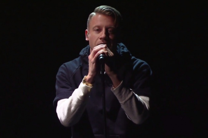 Macklemore i Ryan Lewis na żywo z „White Privilege II” (wideo)