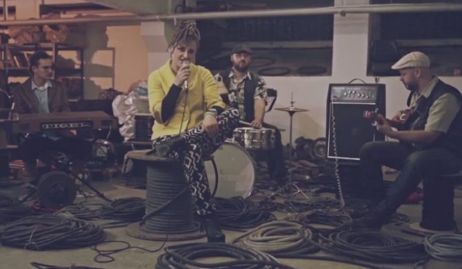 Wraca Miloopa. Nowy klip w sieci