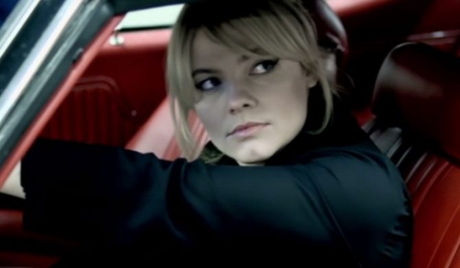 Ania Dąbrowska – „W głowie” – nowy teledysk