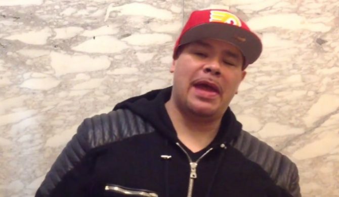 Fat Joe na imprezie promującej mixtape DJ-a Decksa. Raper zaprasza na swój koncert