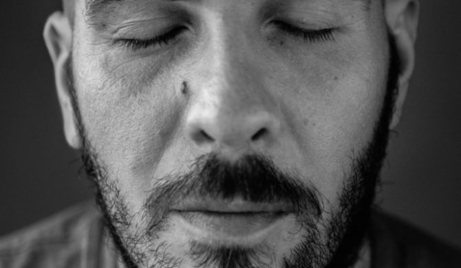 OLiS: O.S.T.R. wraca na szczyt, a Asfalt podaje dane o sprzedaży