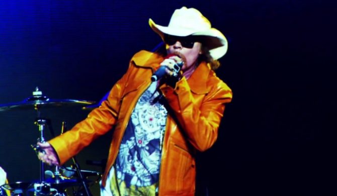 Axl Rose zostanie wokalistą AC/DC?