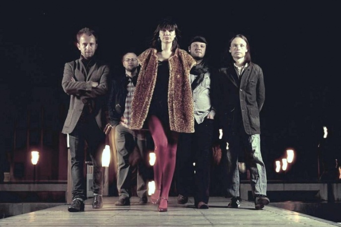 Alter Native Tour 2009