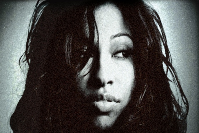 Melanie Fiona śpiewająca w metro