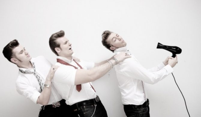 Rihanna w klimacie Elvisa [video]