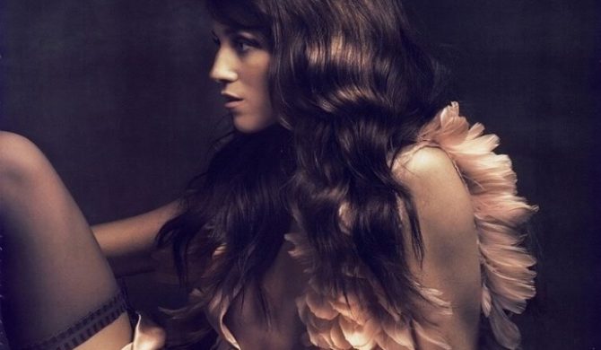 Klip na dzień: Charlotte Gainsbourg & Beck – „Heaven Can Wait”