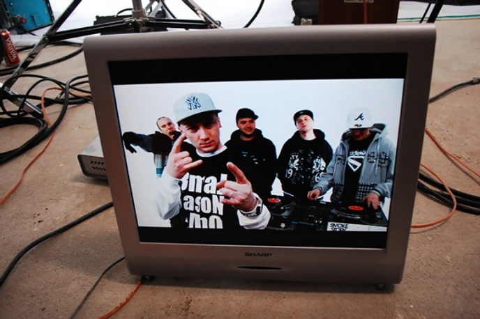 Trailer najnowszego klipu „Czekając na cud/Płoną wersy”