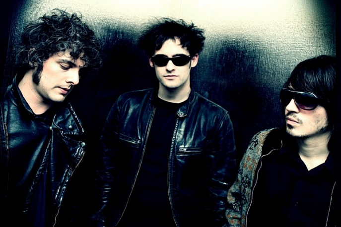 Black Rebel Motorcycle Club w poszukiwaniu instrumentów
