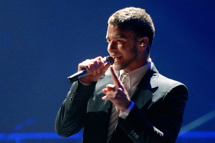 Timberlake Siedział Godzinami Na Telefonie